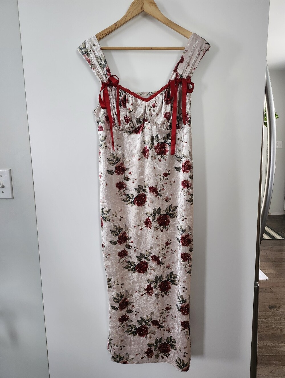 Vintage Like  Romantic Coquette Whimsical  Floral Velvet Maxi Dress ‎ Small - Picture 2 of 11